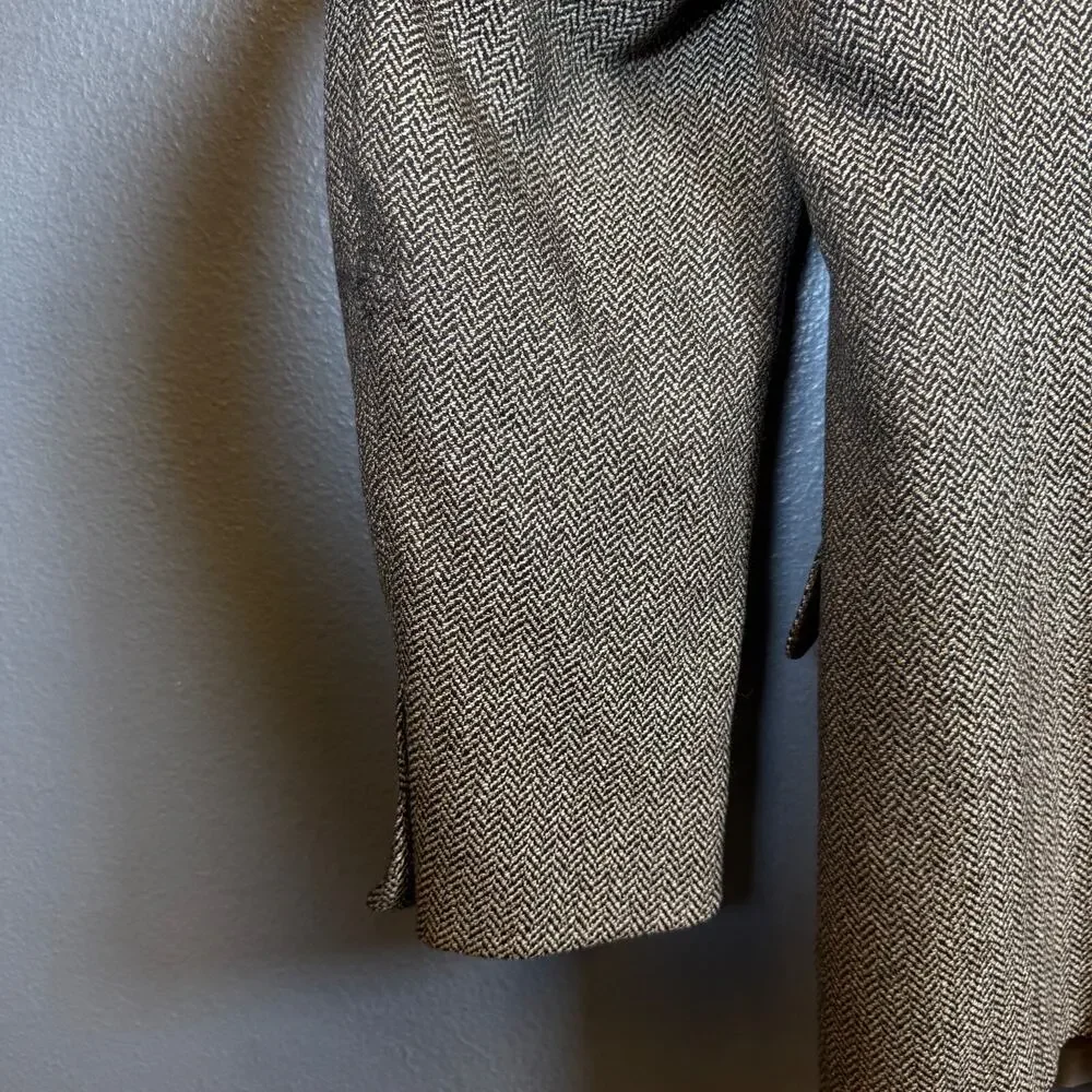 Ermenegildo Zegna eu56 men’s Beige suit jacket 20% Cashmere/80% Wool 2 dots